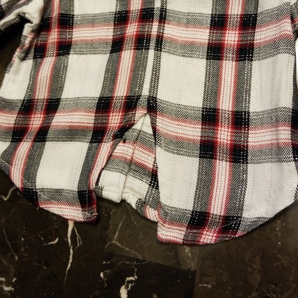 Girls button up top - Picture 3 of 3